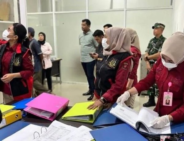 Kejari Jambi Geledah Kantor Pengelola Pasar Angso Duo, Sita Dokumen Korupsi Retribusi Parkir